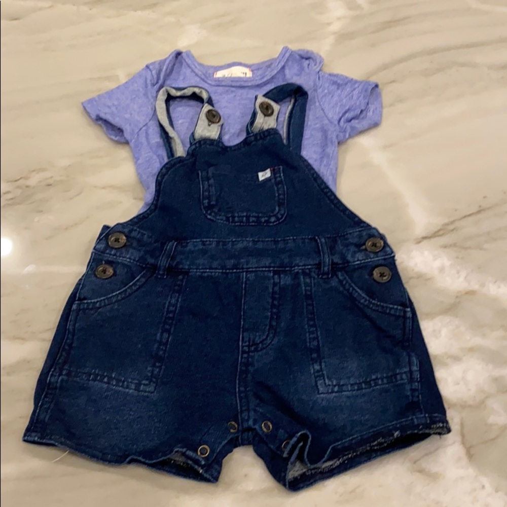 2 piece outfit.